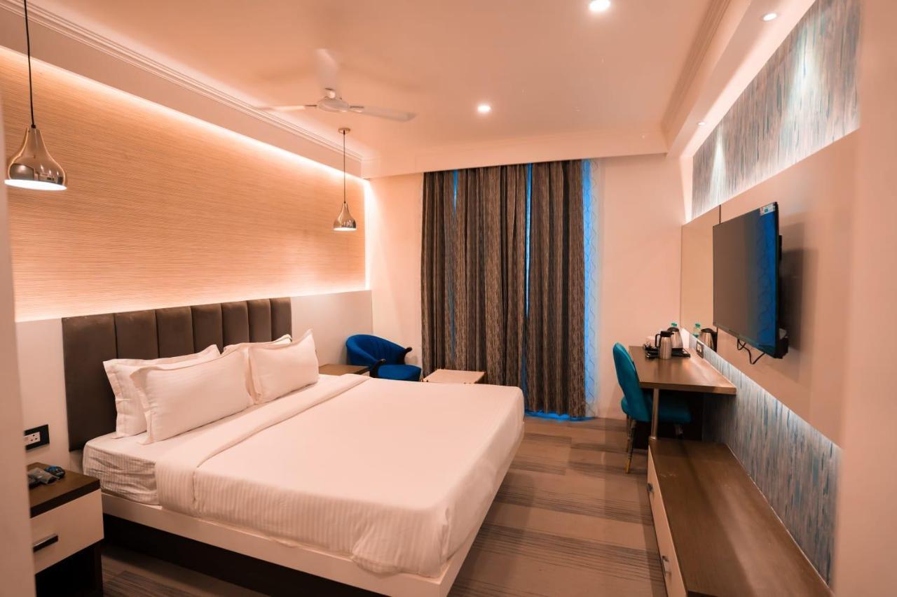 Kashi Pride Varanasi Exterior photo